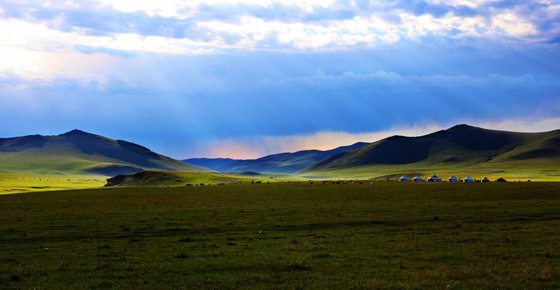 1526190938250158.jpeg 05封.jpeg